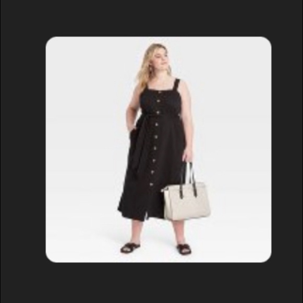 Sleeveless Black Dress